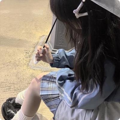 一个死气沉沉的夏天